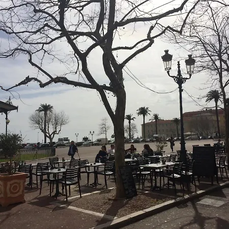 Paradisiaque